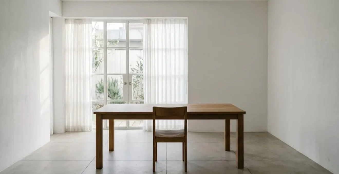 Environmental scene representing the isolation and rigidity of obsessive health data tracking